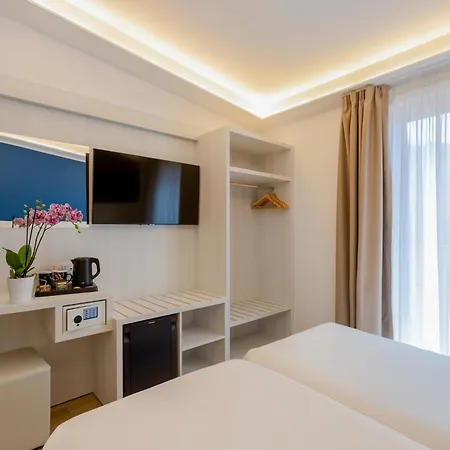 Hotel Central Wellness Sorrento Exterior photo