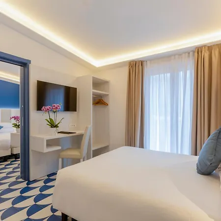 Hotel Central Wellness Sorrento Exterior photo